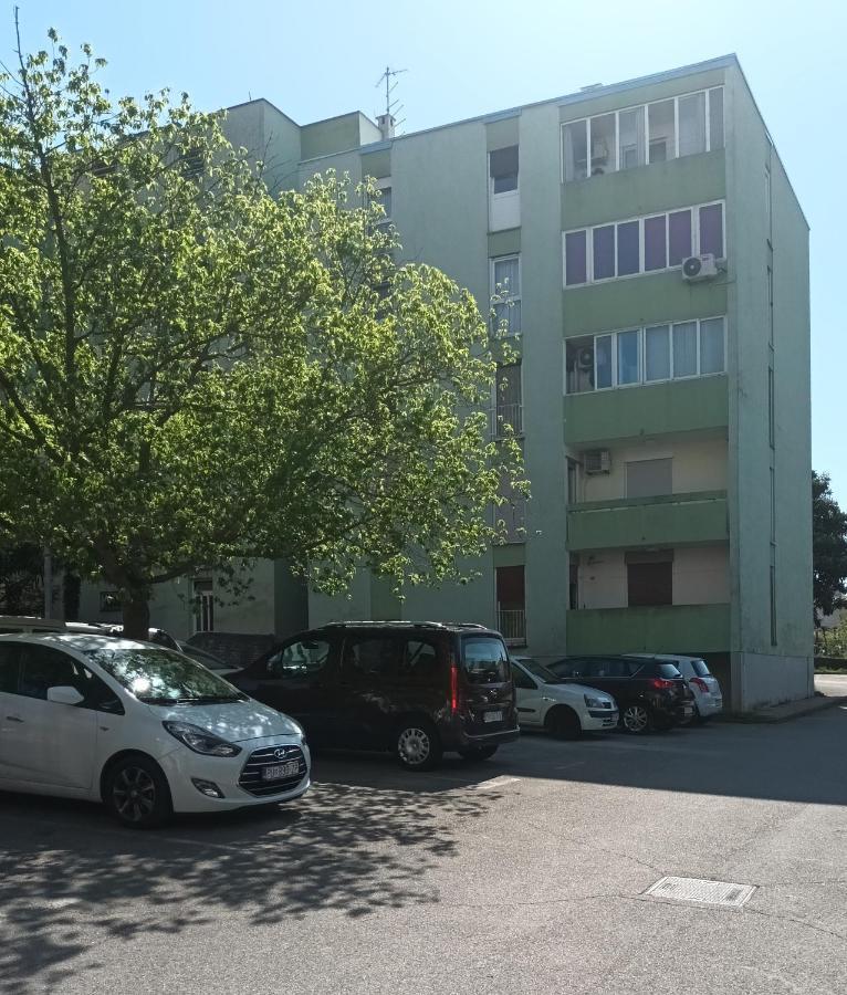 Malemi Apartment プーラ エクステリア 写真