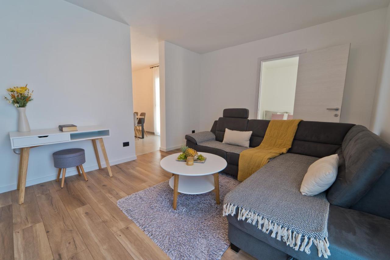 Malemi Apartment プーラ エクステリア 写真