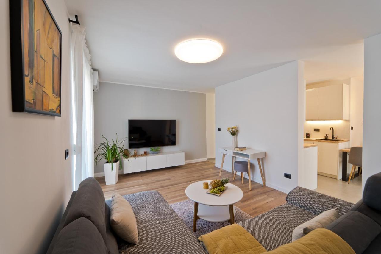 Malemi Apartment プーラ エクステリア 写真