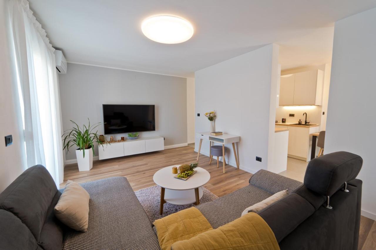 Malemi Apartment プーラ エクステリア 写真