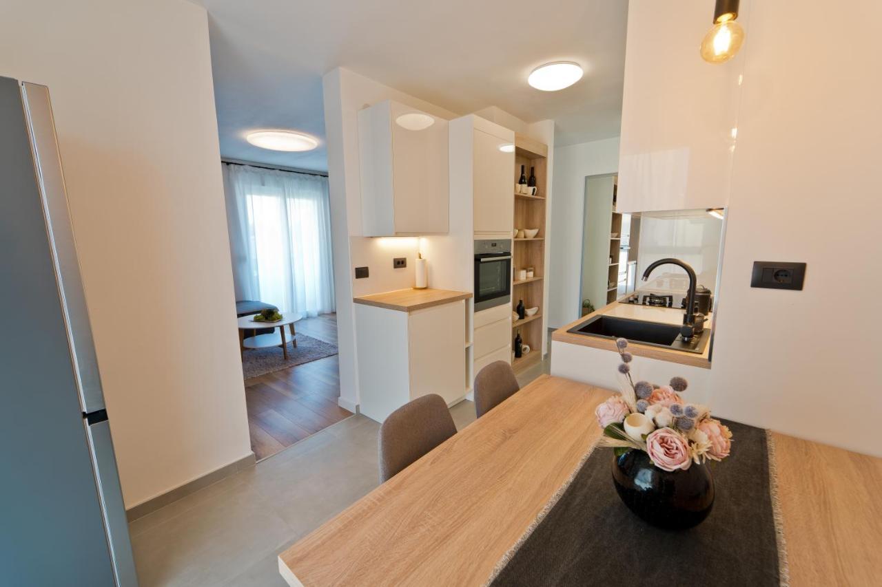 Malemi Apartment プーラ エクステリア 写真