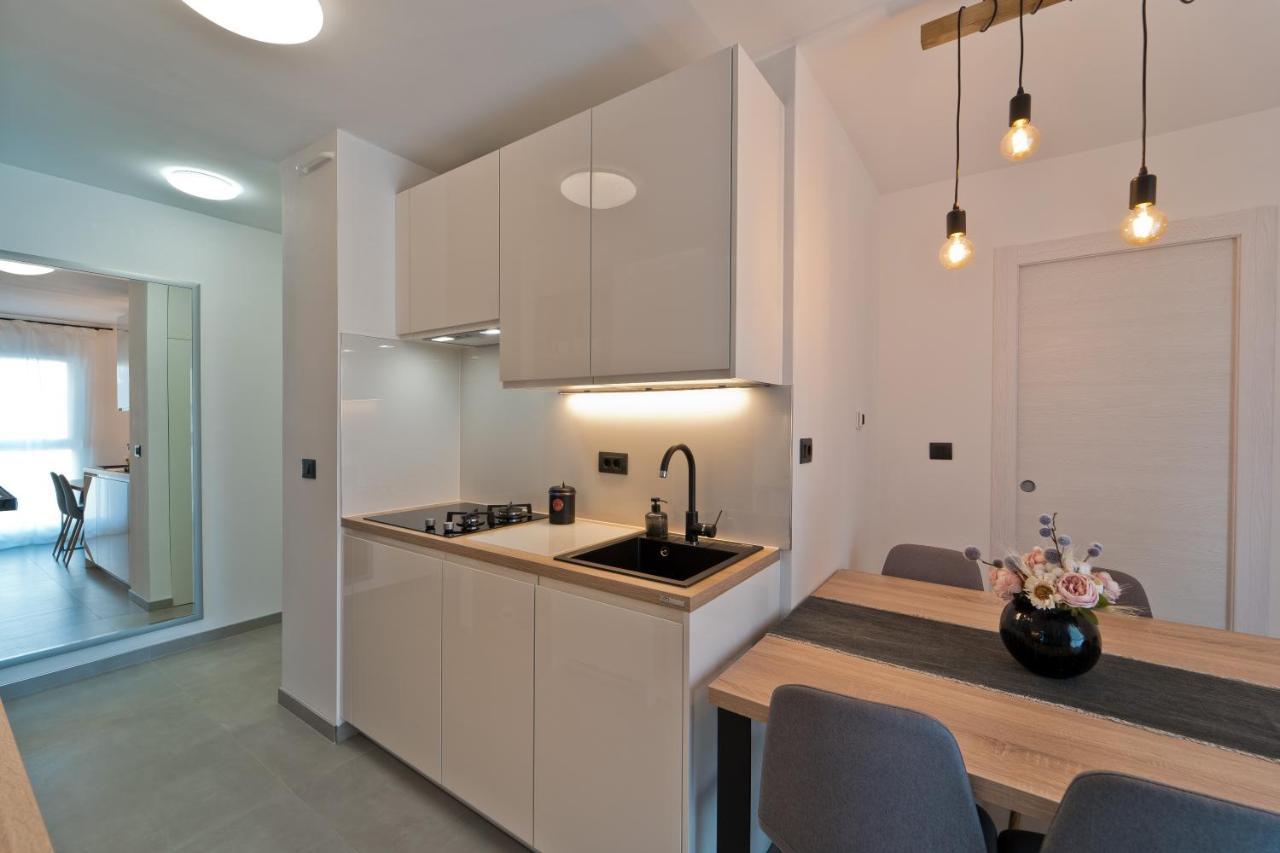 Malemi Apartment プーラ エクステリア 写真