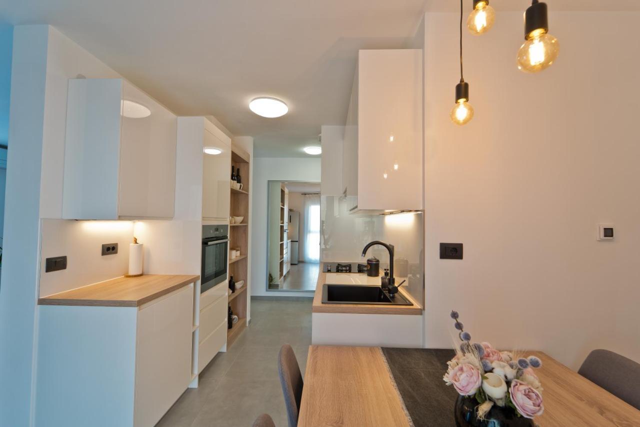 Malemi Apartment プーラ エクステリア 写真