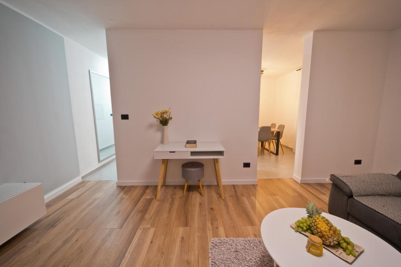 Malemi Apartment プーラ エクステリア 写真